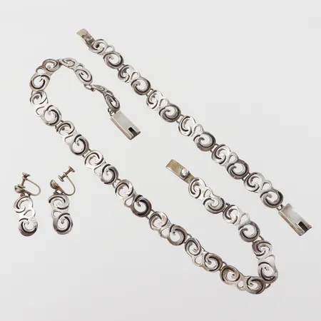 Collier armband och örhängen, stämplat Mexico, collier längd ca 36 cm, armband längd 18 cm, silver 925/1000. Vikt: 72 g