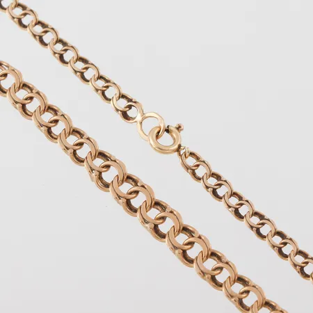 Collier Bismarck, trögt lås, längd 44 cm, bredd 3.9-6.1 mm, 18k. Vikt: 14,5 g