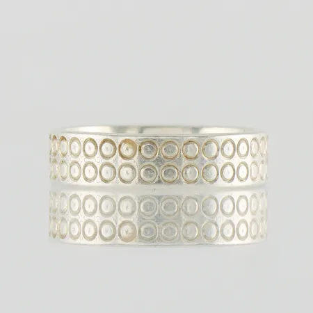 Ring mönstrad Schalins, storlek 17 mm, bredd 4.9 mm, silver. Vikt: 3,7 g