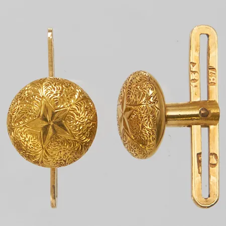 Skjortknappar/frackknappar, Ø10mm, år 1904, 18K, originaletui från hovjuvelerare Hallberg. Vikt: 3,3 g