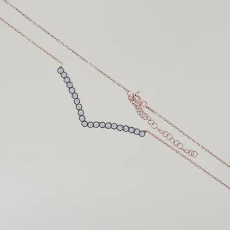 Collier med stenar, justerbar längd 44-49 cm, silver 925/1000 Vikt: 3 g