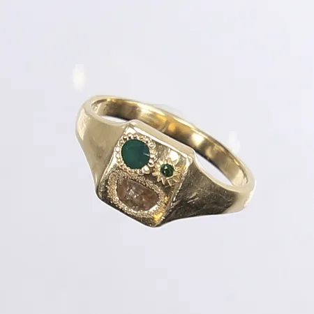 Ring med färgstenar, stl 17½, bredd 2,5-9mm, 18K Vikt: 5 g