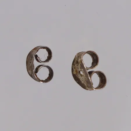 2 Snurrebussar, omaka, silver 830-925/1000 Vikt: 0,2 g