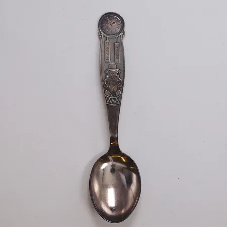 Dopsked, längd 14,5cm, gravyr, silver 830/1000 Vikt: 27,6 g