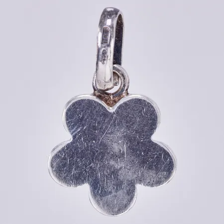 Hänge, längd: ca 2,8cm, bredd: ca 19mm, 925/1000 silver  Vikt: 3,8 g