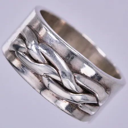 Ring Mexico, 18½, bredd ca 10mm, 925/1000 silver Vikt: 11,1 g