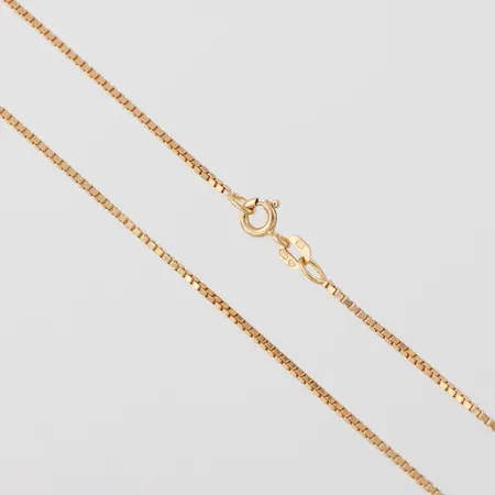 Collier Venezia, Balestra Italien, längd 45 cm, bredd 1.1 mm, 18k. Vikt: 5,2 g