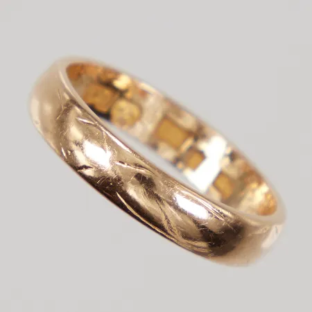 Ring, stl 16½, bredd 3,2mm, slät, gravyr, 18K,  Vikt: 3,9 g