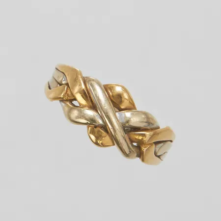 Ring, tvåfärgad, stl 18½, bredd 3-9mm, 18K Vikt: 5,7 g