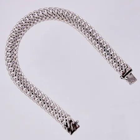 Armband längd ca 18,5cm, bredd ca 9mm, 925/1000 silver Vikt: 20,8 g