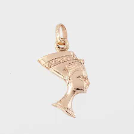 Berlock " Nefertiti", höjd utan ögla ca 15,5mm, 18k Vikt: 0,9 g