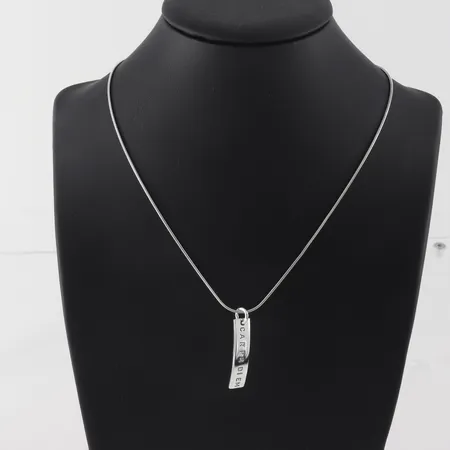 Ormkedja 41cm med hänge "Carpe Diem , design Efva Attling, höjd 31,2mm, silver 925/1000 Vikt: 8,5 g