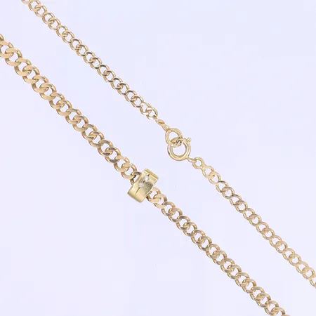Halskedja, doserad Pansar, med integrerat hänge med diamanter 1x ca 0,01ct, 2x ca 0,005ct, 48cm, bredd 3-4,5mm, hänge 8x4mm, 18K Vikt: 13,2 g