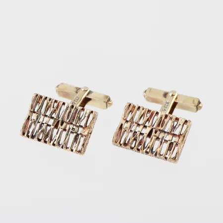 Parmanchettknappar 8k, mått ca 18,6x12,1 mm Vikt: 8,1 g