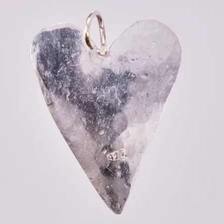Hänge hjärta med text: JOY, längd: ca 2,5cm, bredd: ca 20mm, 925/1000 silver  Vikt: 1,4 g