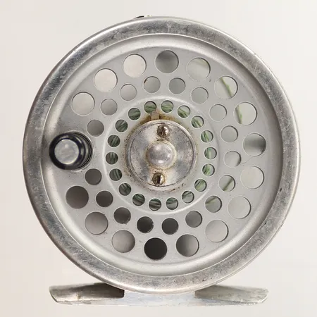 1 Flugfiskerulle Marquis #4, made by Hardy Bros Lid England utan lina med fodral, nagg   Vikt: 0 g