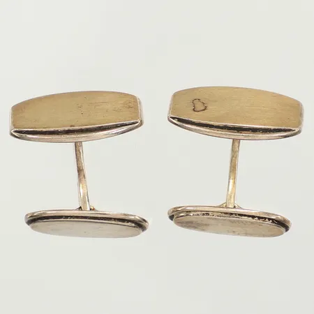 Ett par manschettknappar, 18,9x12,8mm, 835/1000 silver Vikt: 12,7 g