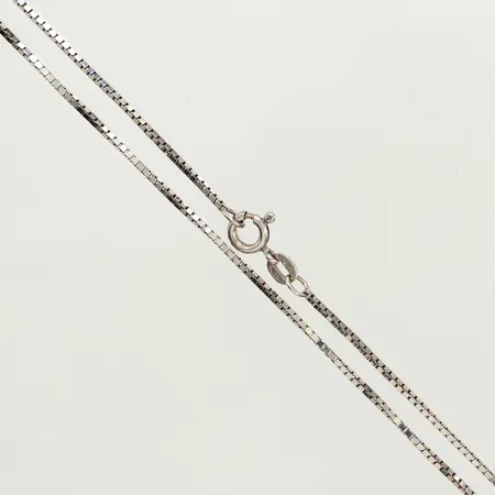  Kedja Venezia, Balestra, längd ca 38cm, bredd ca 1,2mm, 925/1000 silver Vikt: 2,9 g