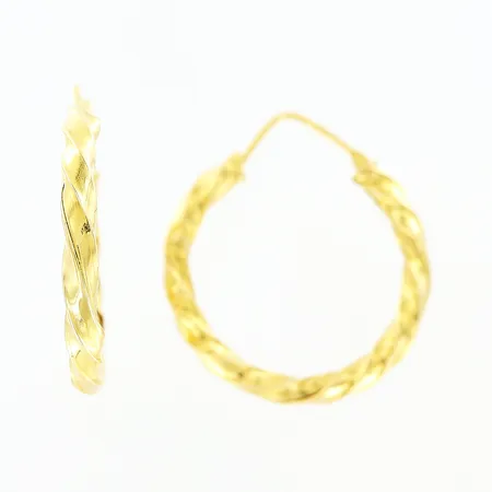 Ett par örhängen, creoler Ø20mm, bredd 3mm, ihålig, 21K.  Vikt: 3,6 g