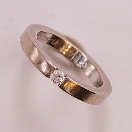Ring, diamant 0,10ct, Ø17¼, bredd:3mm, gravyr, Oskar Guld & Silver, 18K 7g.
