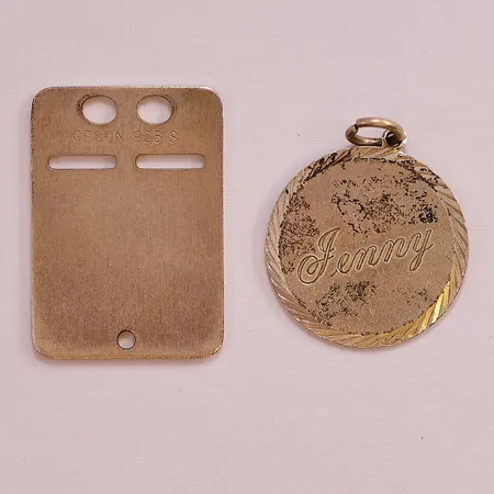 Hänge, idbricka, graverade, 830/1000 Silver 7,6g.