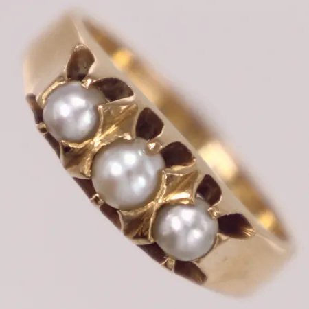 Ring med pärlor, stl 16½, H. Svedbom, Vetlanda, 18K Vikt: 5,3 g