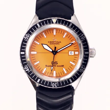 Herrur, Certina DS Super PH500M, Ø43mm, stål, ref C037407A, special edition, serienr 8XPZVXV9Y, automatisk, datum, safirglas, orange urtavla, svart originallänk i gummi, repor på ring, inga tillbehör