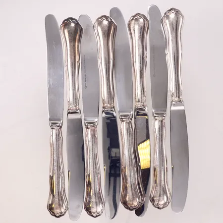 8 Knivar med blad i rostfritt stål, längd 19,5cm, Finland, repor, silver 830/1000 Vikt: 379,4 g