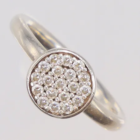 Ring med vita stenar Thomas Sabo stl 16½  bredd 2-8mm silver 925/1000 Vikt: 3,4 g