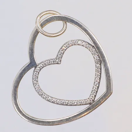 Hänge i form av hjärtan med vita stenar, Pandora 29x26mm silver 925/1000 Vikt: 2,9 g