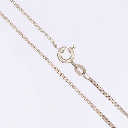 Halskedja Venezia, 41cm, bredd 1mm, något ojämn, silver 925/1000 Vikt: 3,4 g