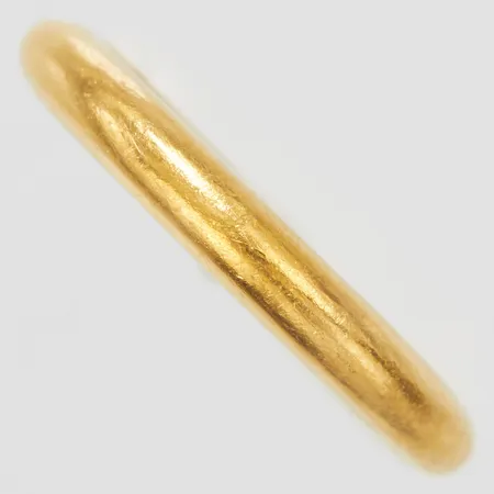 Ring, slät, Ø18½, bredd: 3,2mm, personlig gravyr, 23K Vikt: 7,2 g