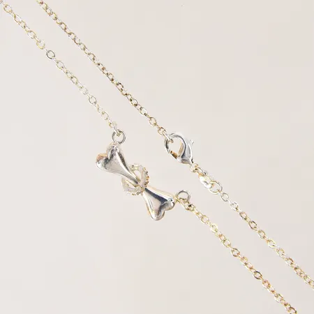 Collier Ankar med integrerat hänge med vita stenar, längd 45,5cm, bredd 2mm, silver 925/1000 Vikt: 4,9 g