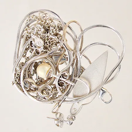 Silversmycken, stenar, udda, buckliga, ojämna, silver 830-925/1000 Vikt: 15,6 g