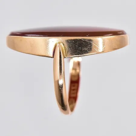 Ring, troligen karneol 20x30mm,  stl 17, 14K Vikt: 6,5 g