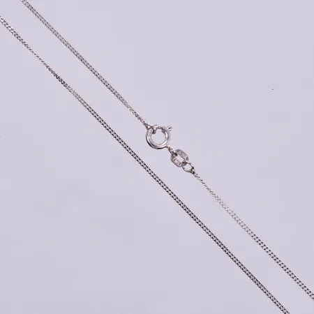 Kedja längd ca 39cm, bredd ca 1mm, silver Vikt: 1,7 g
