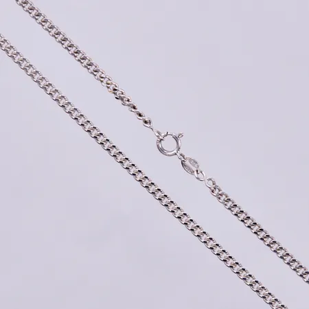 Kedja Pansar, längd ca 44cm, bredd ca 3mm, silver Vikt: 9 g