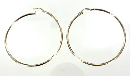 Ett par örhängen, dima 6 cm, förgyllt silver 925/1000 Vikt: 5,8 g