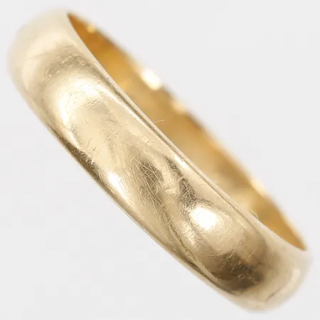 Ring slät, gravyr, stl: 20¼, 18K guld Vikt: 5,9 g