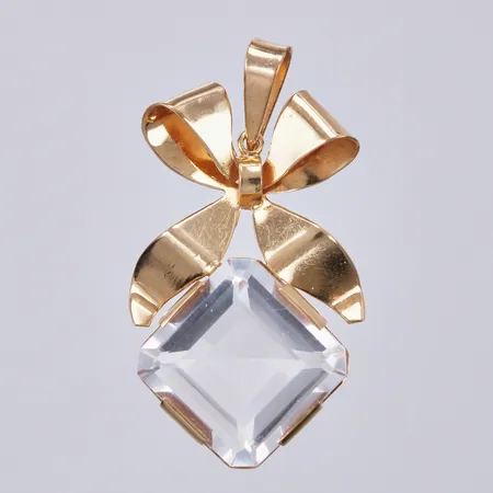 Hänge med berskristall, längd: ca 3cm, bredd: ca 17mm, Stigbert, år 1957, 18K bruttovikt 3,9g 