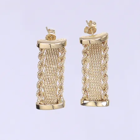 Ett par örhängen längd 30mm bredd 10mm 14K Vikt: 5 g