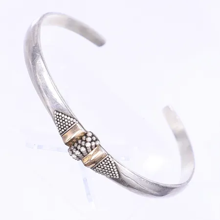 Armring förgyllda detaljer 62x54mm bredd 4-9mm, silver 925/1000 Vikt: 18 g