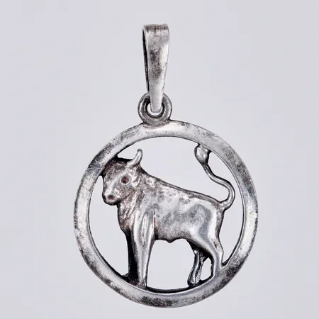 Hänge stjärntecken Oxen, längd: ca 2,3cm, bredd: ca 16mm, HS, 925/1000 silver  Vikt: 1,4 g