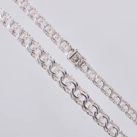 Collier bismarck doserad GHA längd: ca 50cm, bredd: ca 8-12mm, silver 925/1000 Vikt: 55,6 g