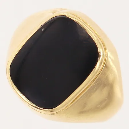 Klackring med onyx, stl: 18¼, bredd:2,7mm, skadad fattning, bucklig, 14K  Vikt: 4,9 g