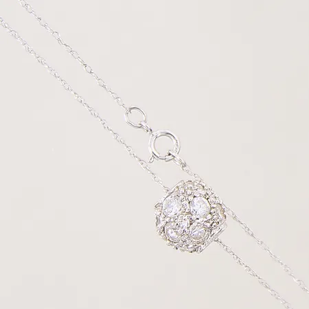 Collier med integrerat hänge, vita stenar, längd: 51cm, bredd: 0,6-8,2mm, 10K Vikt: 1,9 g