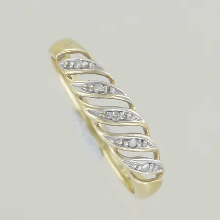 Ring med diamanter 5 x 0,01ct, Ø 16½ mm, 18K Vikt: 1,3 g