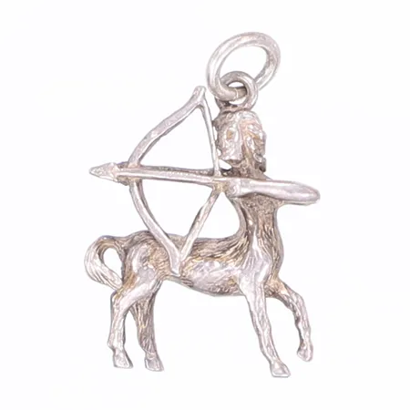 Hänge skytten, 30x19mm, ostämplat silver Vikt: 2,9 g