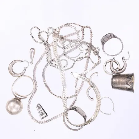 Diverse silver defekt 830/1000 Vikt: 50,2 g