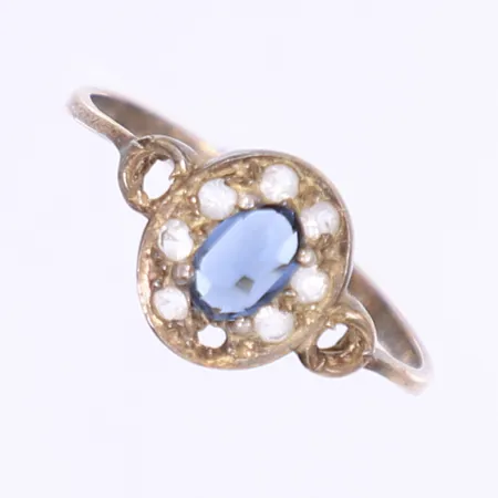 Ring med blå sten stl 17½ defekt silver  Vikt: 1,1 g